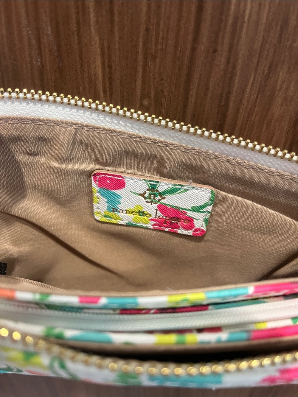 Nanette Lepore Summer Floral Whimsy Crossbody Wristlet NWT - Picture 9 of 12